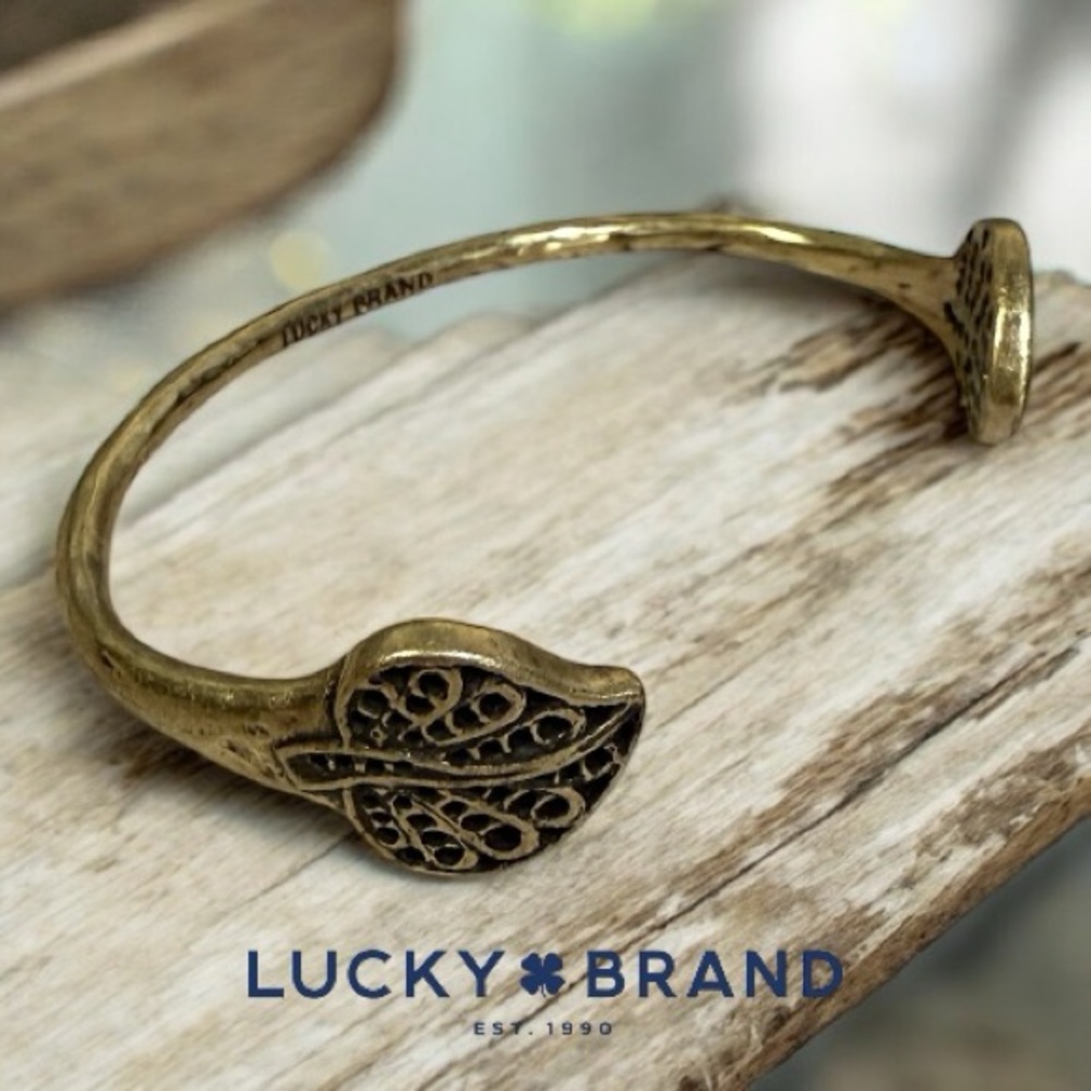 Lucky Brand Leaf Design Cuff Bracelet